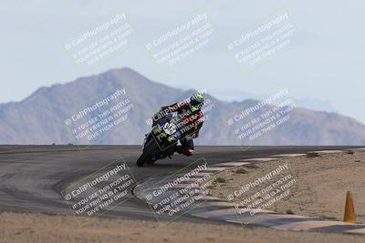 media/Nov-16-2025-Race Pace (Sun) [[8c5fa54630]]/Non Verified Riders (1st 20 Minutes)/6-Turn 12 (2pm)/